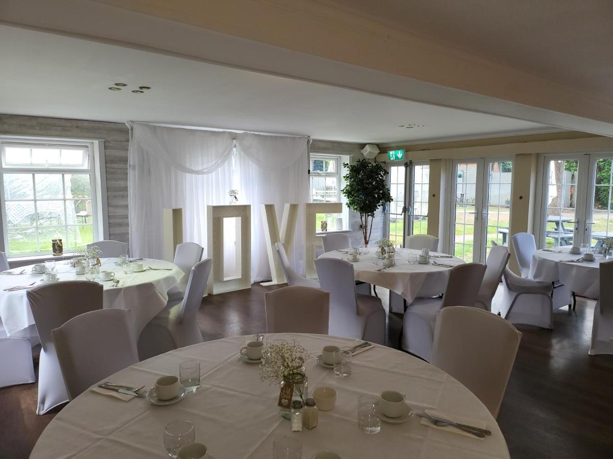 Hilton House Hotel Bagian luar foto