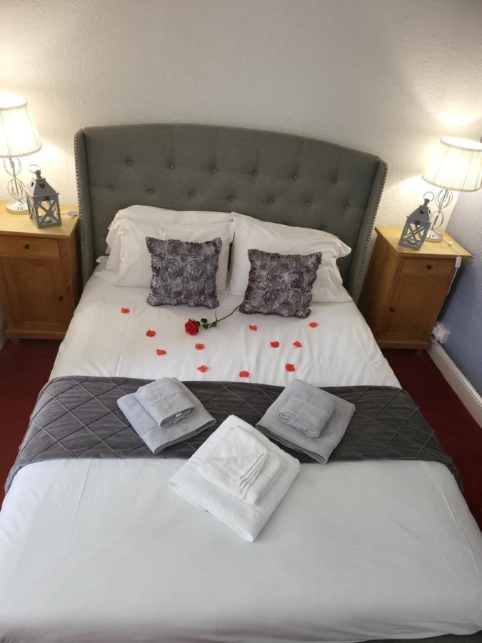 Hilton House Hotel Bagian luar foto