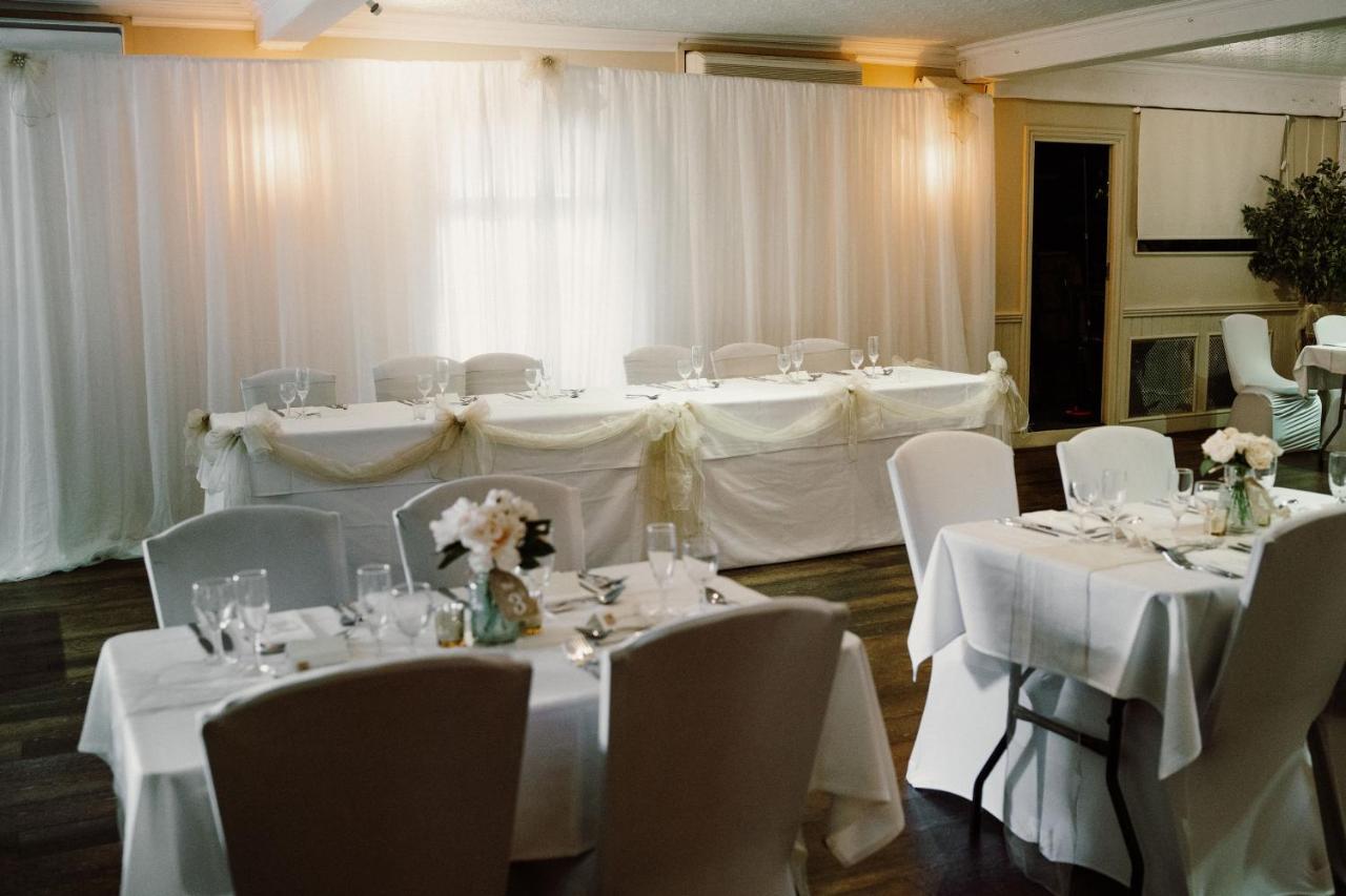 Hilton House Hotel Bagian luar foto