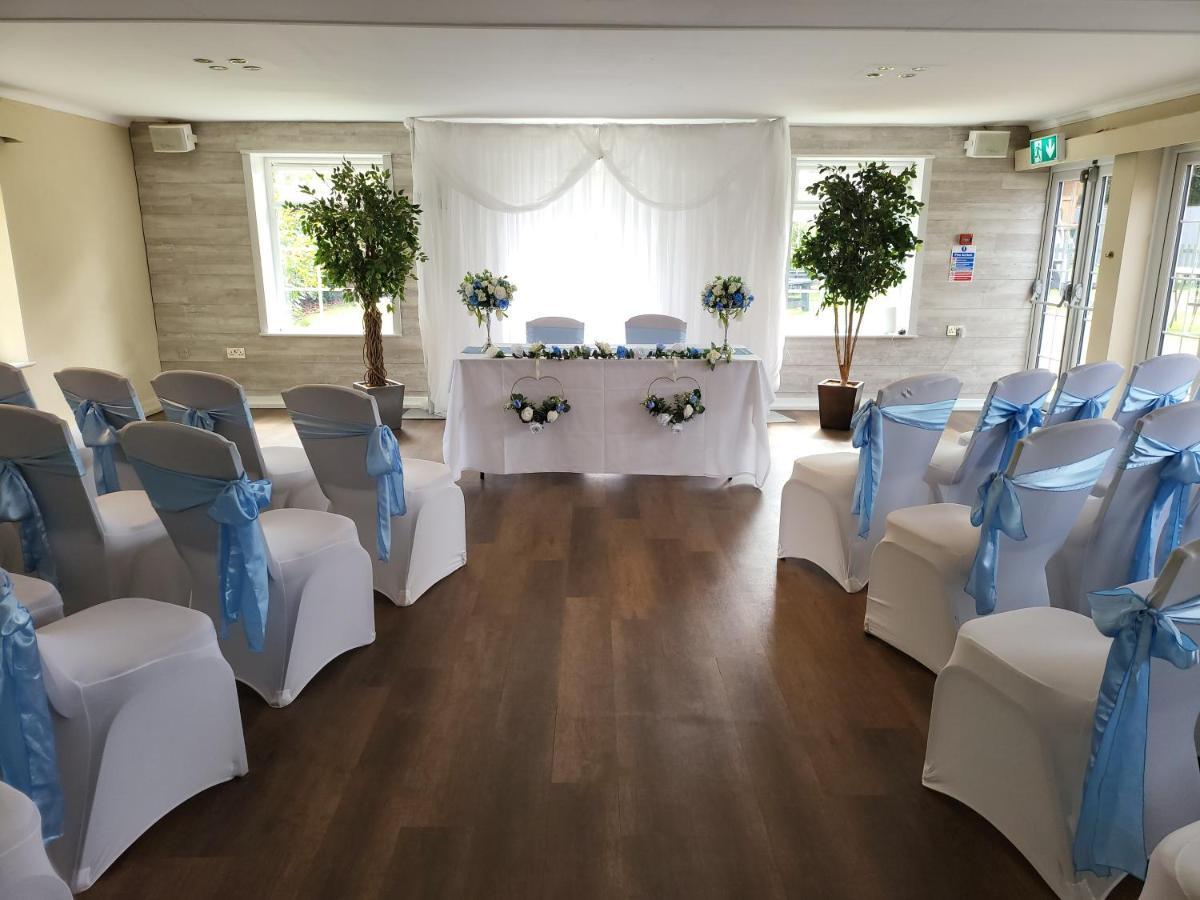 Hilton House Hotel Bagian luar foto